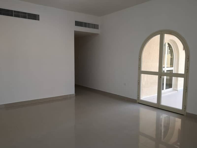 2 Spacious 5 Bedroom Villa In Shakhbout City