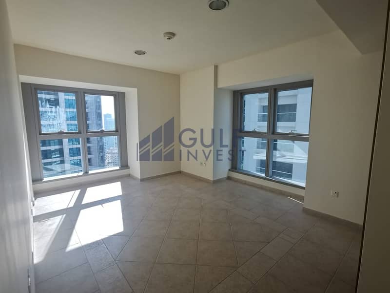 4 LARGE 2 BR WITH PARTIAL SEA  AND SKYDIVE VIEW