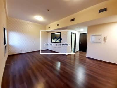 SPACIOUS | UPGRADED | 2 BED | CLOSED KITCHEN SPACIOUS | UPGRADED | 2 BED | CLOSED KITCHEN