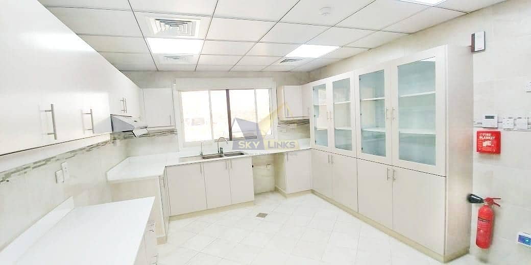 6 Well situated Exclusive  4BR+Maid|G+1 Floor| Near 2 Parks. . !!