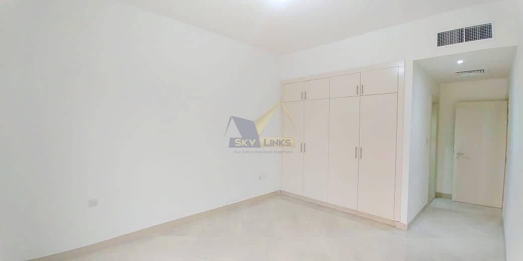 8 Well situated Exclusive  4BR+Maid|G+1 Floor| Near 2 Parks. . !!