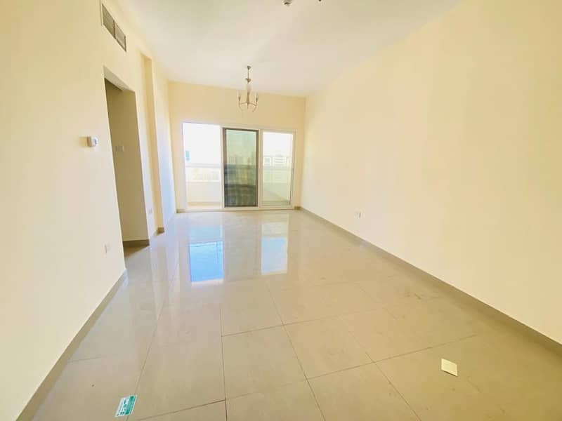 1000sqft 1bhk with balcony rent only 24k in al Taawun