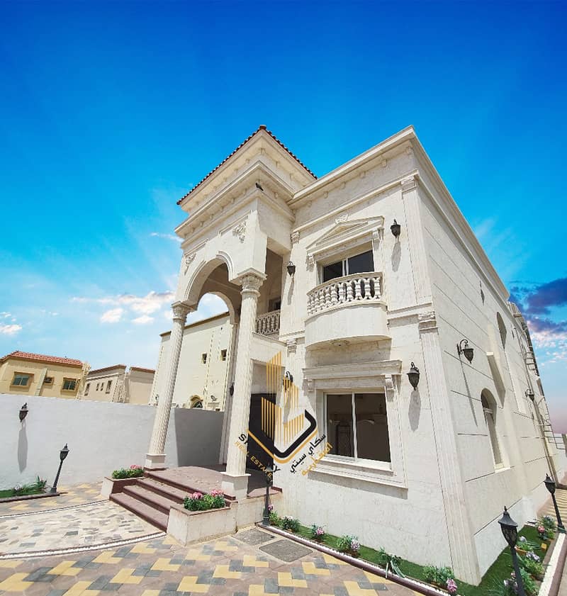 Wonderful villa with luxurious decorations for sale at an attractive price