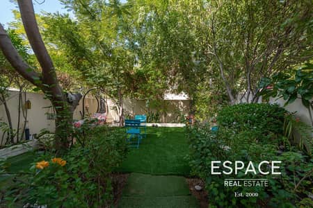 Great Location | 4M | Upgraded Kitchen Great Location | 4M | Upgraded Kitchen