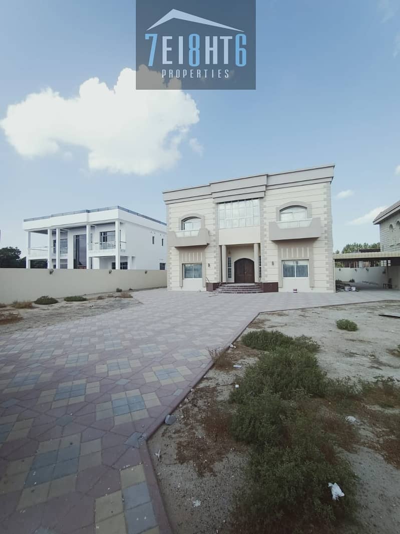 Outstanding quality: 5 b/r independent villa + maids room + LIFT  + Large garden for rent in Muhaisnah 3