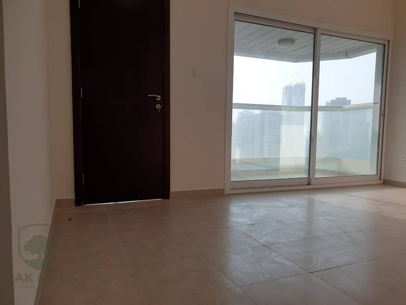 2bed room with parking near metro with balcony