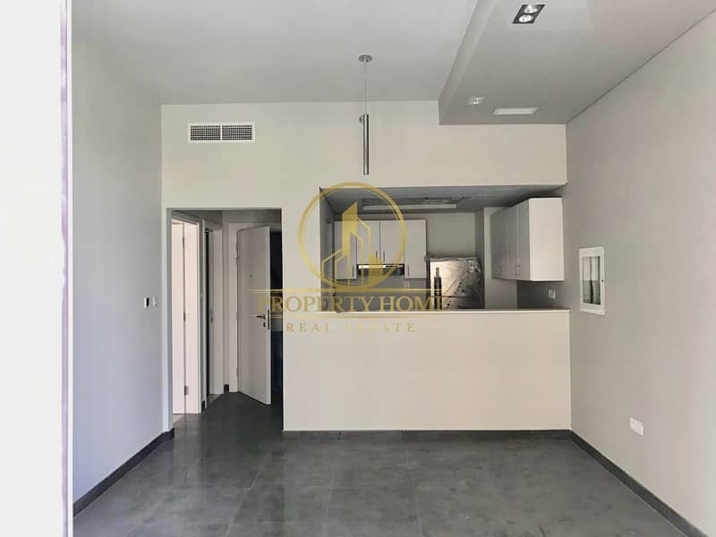 Motivated seller | Ready to Move | Brand New Apt.