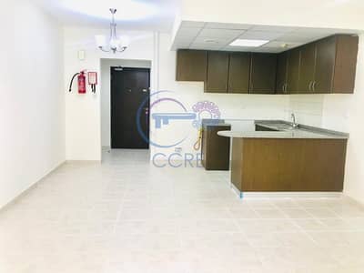 Studio | No Balcony | Family or Executive | 12 chqs Studio | No Balcony | Family or Executive | 12 chqs
