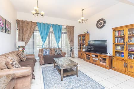 Awe-Inspiring well maintained 3BR on ground floor Awe-Inspiring well maintained 3BR on ground floor