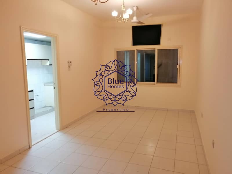 Good studio with close kitchen only 28k near fahidi metro