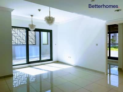 1 Bedroom Apartment for Sale in Business Bay, Dubai - Spacious Unit with Terrace | Well Priced 1 Bedroom Apartment for Sale in Business Bay, Dubai - Spacious Unit with Terrace | Well Priced