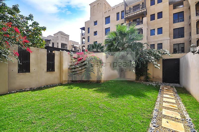 1 BR Plus Study with Garden | Spacious | Old Town