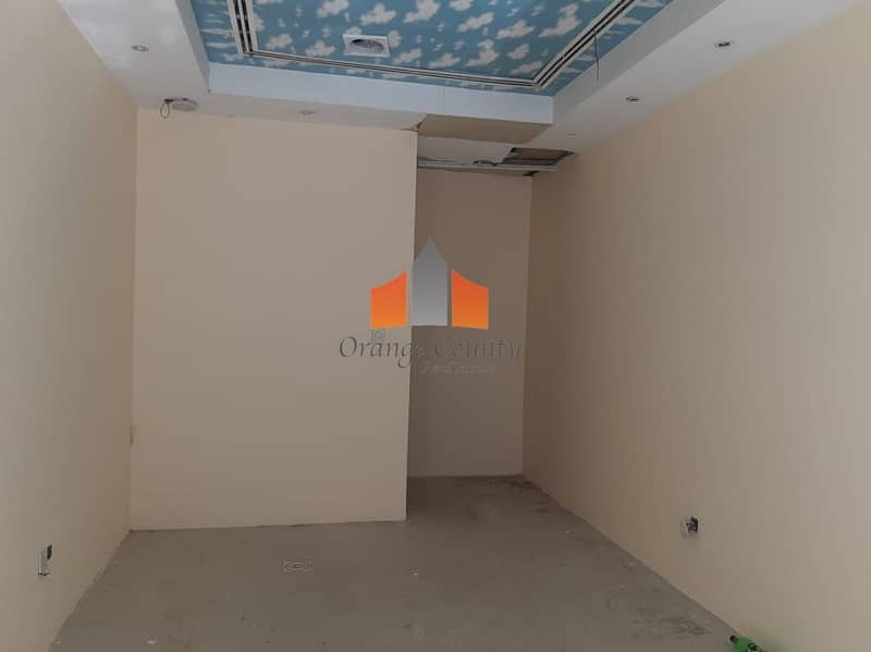Retail space  Available in Karama surrounding of Residential Office Land building | Suitable for Grocery or Laundry