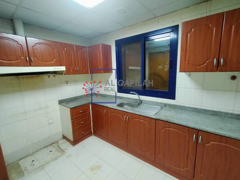 12 WONDERFULL 1 BEDROOM APARTMENT READY TO MOVE WITH ONE MONTH FREE