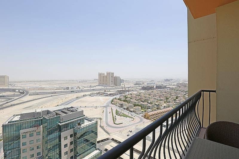 2Bedroom+Balcony | Al Khail Rd View | Middle Floor