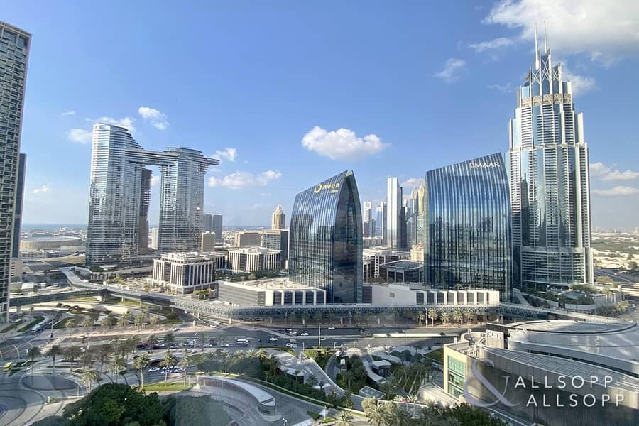 3 Large One Bedroom | Study Area | DIFC View