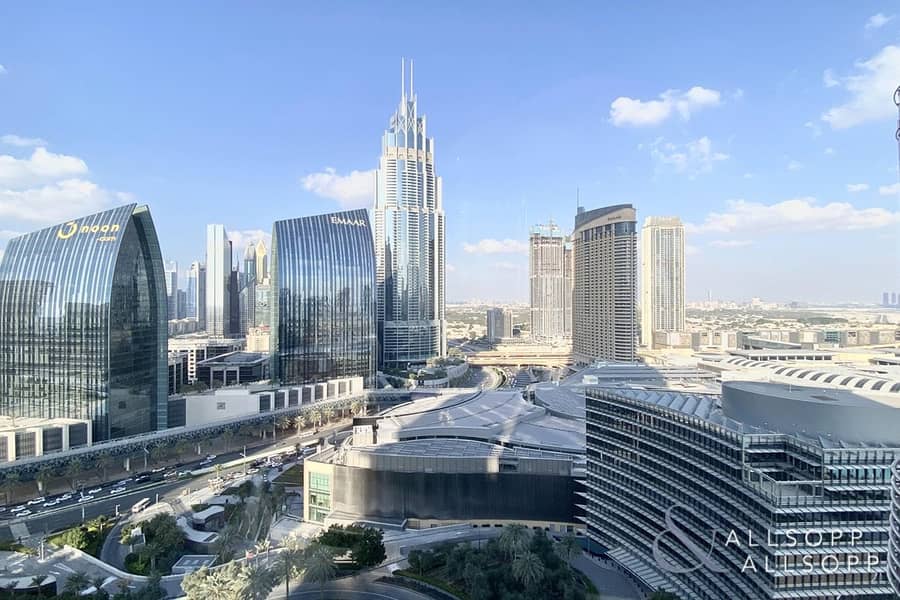 10 Large One Bedroom | Study Area | DIFC View