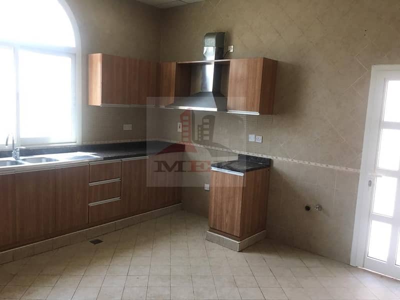 5 High deluxe villa f 3 bed rooms for rent in al qusais