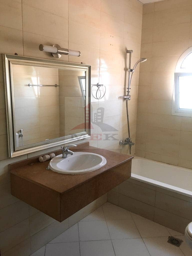 10 High deluxe villa f 3 bed rooms for rent in al qusais