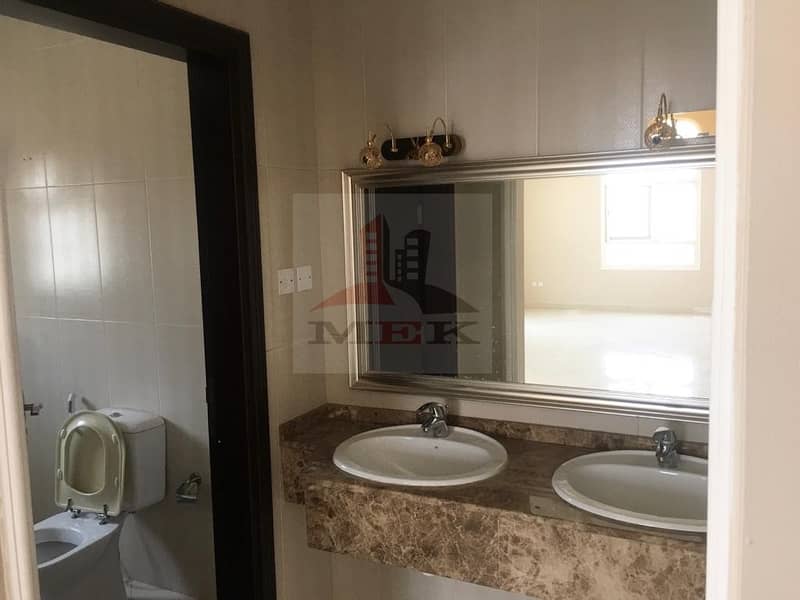 12 High deluxe villa f 3 bed rooms for rent in al qusais