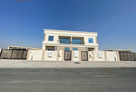 فيلا جديدة مكونة من 5 غرف نوم متاحة للإيجار بالقرب من مسجد الشارقة فيلا جديدة مكونة من 5 غرف نوم متاحة للإيجار بالقرب من مسجد الشارقة