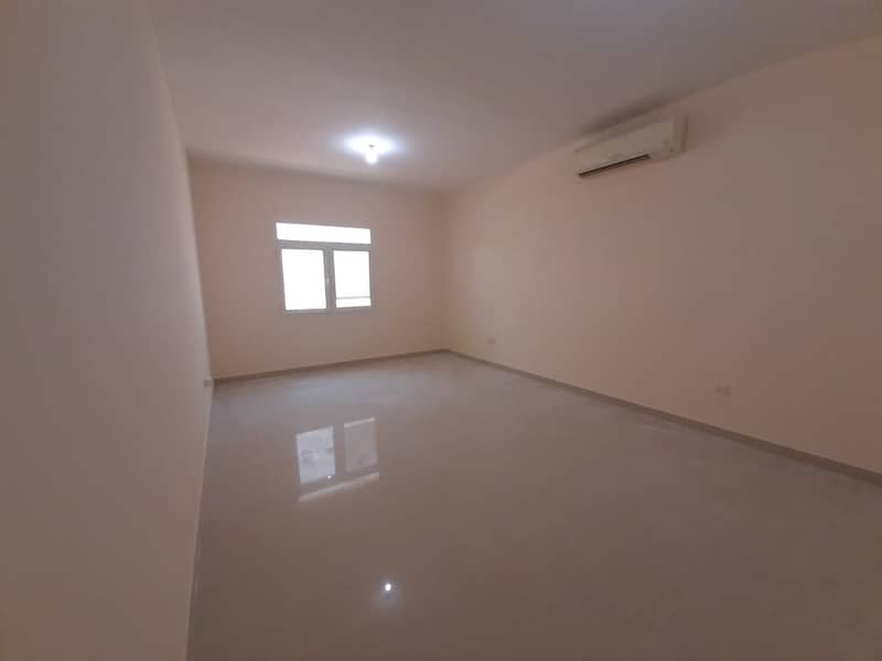 24 Villa for rent i great location in al baten