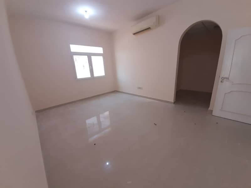 38 Villa for rent i great location in al baten