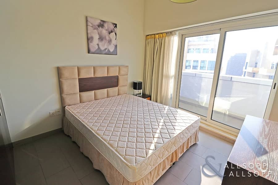 5 Fully Furnished | Covered Parking | 1 Bed