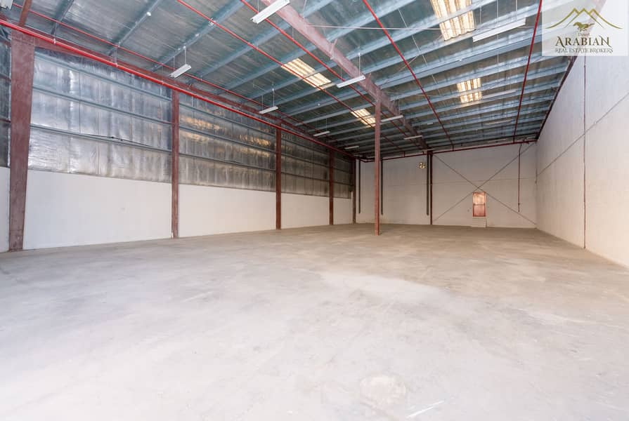 18 Ideal for storage | Aed 23 per sqft| Near main road