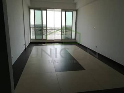 Large, Bright, Studio in Silicon Heights