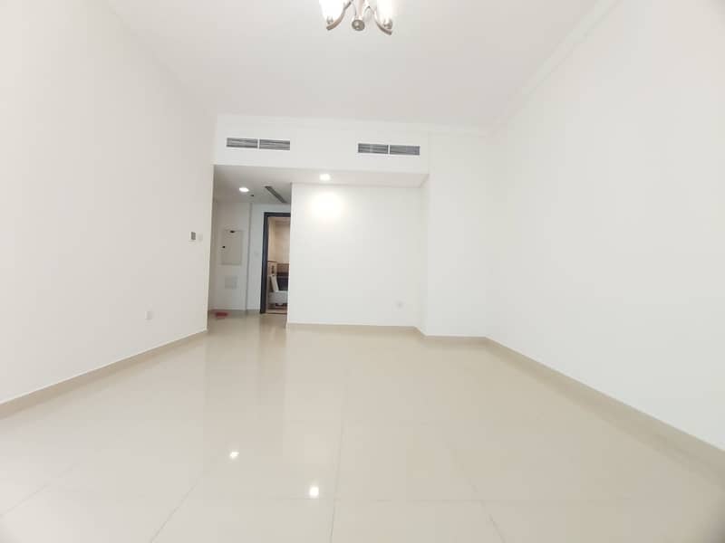 NO DEPOSIT 1BHK WITH GYM AND POOL+KIDS PLAY AREA ONLY 33K