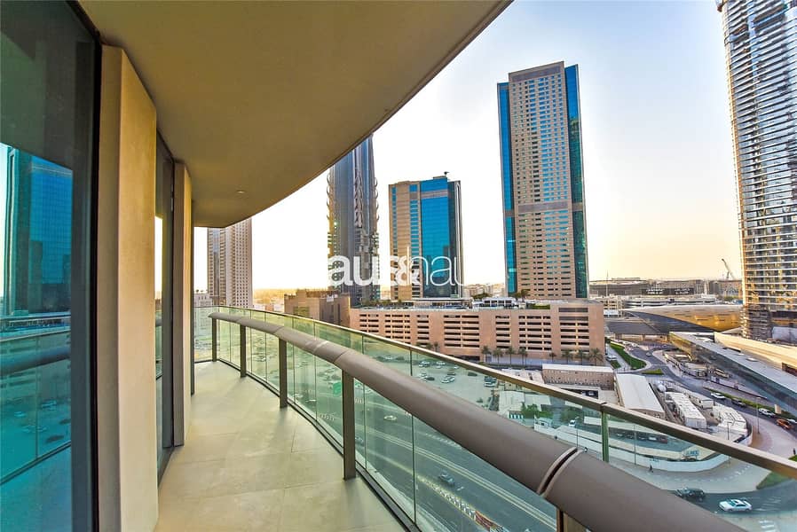 Stunning Views | Chiller Free | Large Living Area