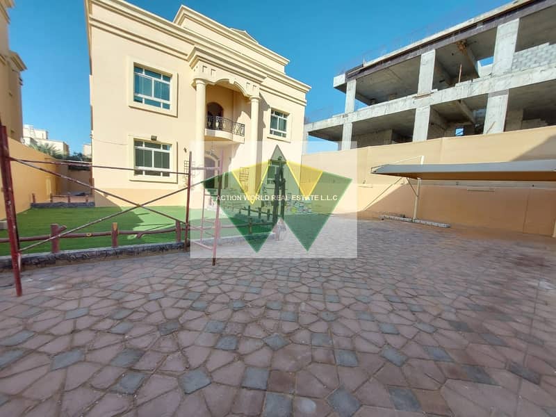 31 Hurry!!!Standalone Spacious Villa In LOWEST price