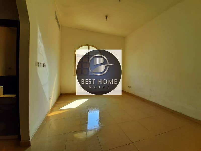 41 Flash Deal Small Studio available for rent