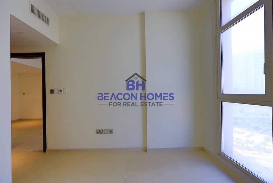 23 Amazing and Well Maintained Apt w/ Balcony