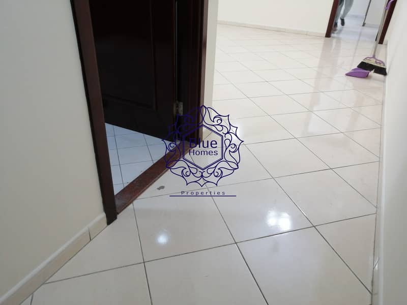 3 Spacious 1bhk with all facilities only 38k near fahidi metro Station