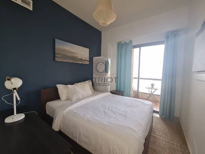 27 luxurious| Sea View Furnished 3 Beds+ Maid For Rent