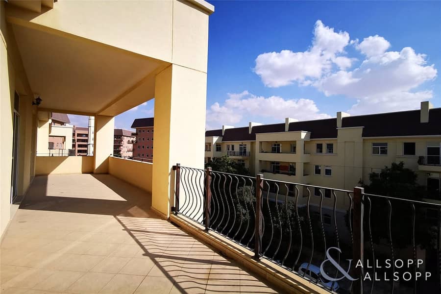 Large Balcony | New Flooring | 2 Bedrooms