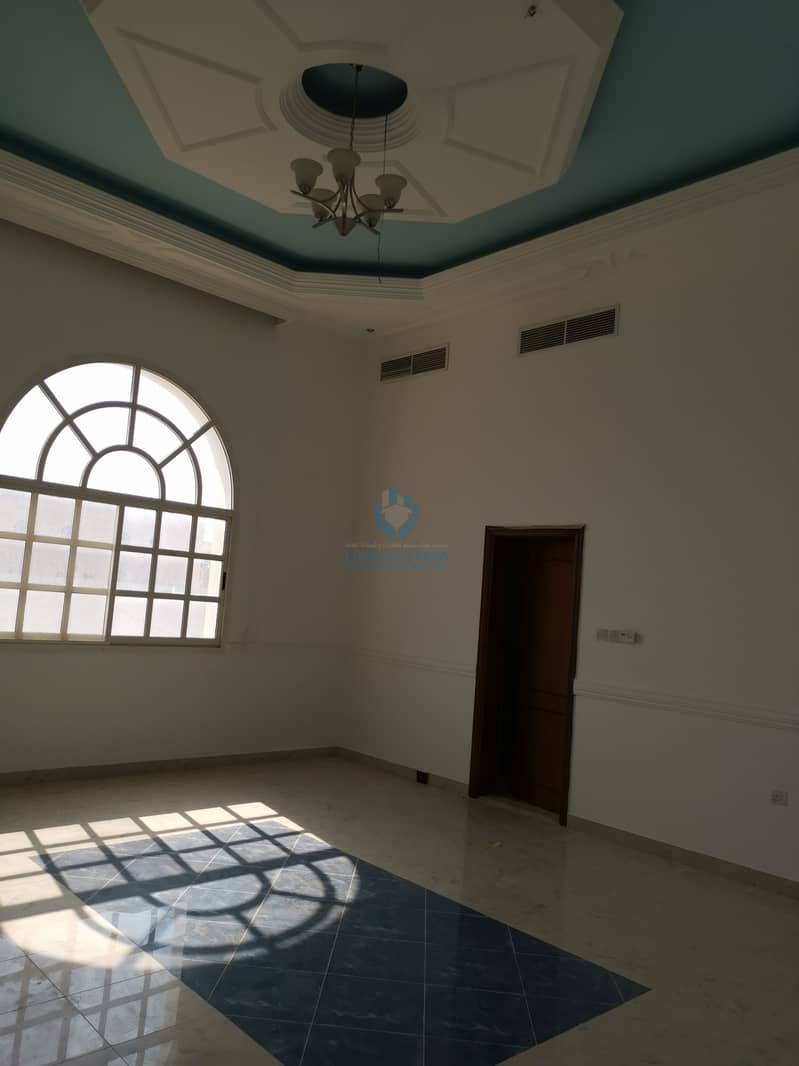 8 Villa for rent in AL markhania