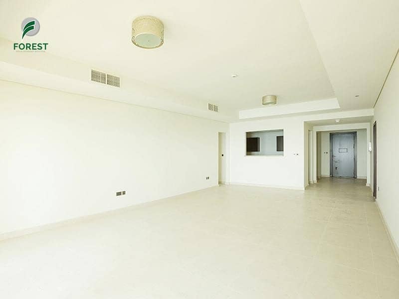 Best Deal | 3BR Apt Sea Facing | Available by Jan