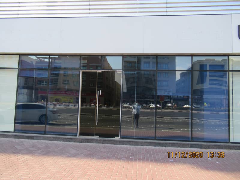 1401 Sq ft showroom |Chillers free|Road facing|Private pantry &Toilet|Furnished|145k p/a. Superb Offers! 1401 Sq ft showroom |Chillers free|Road facing|Private pantry &Toilet|Furnished|145k p/a. Superb Offers!