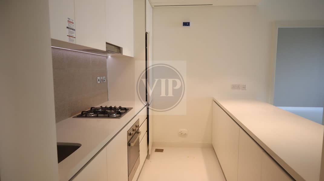 Free-1 Month: Limited Units: 1 BR Apartment with Balcony