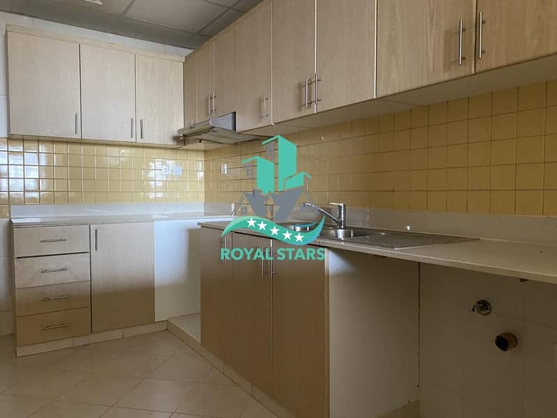 4 Cozy One Bedroom Partial Beach View Apartment in the Bab Al Bahr Residences with friendly atmosphere