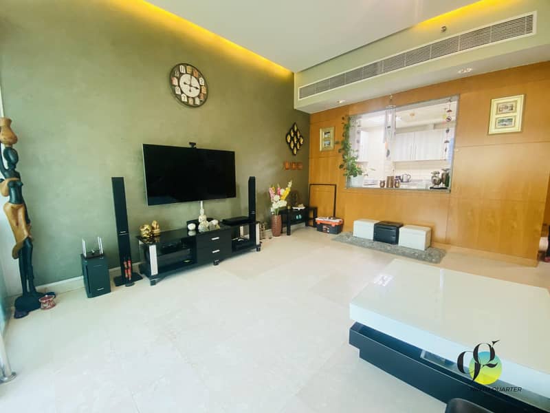 Beautiful &Upgraded 1 bed|Furnished|