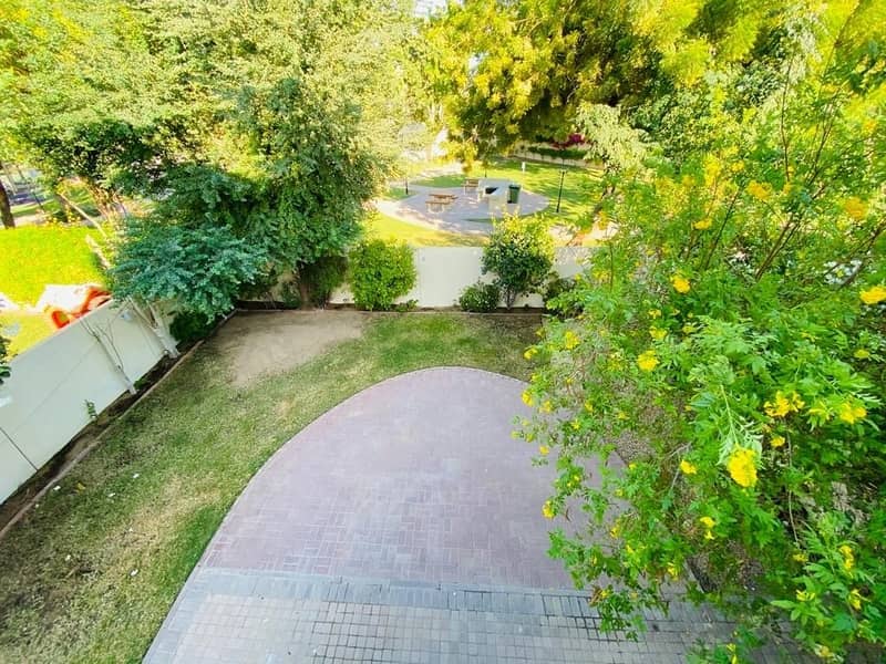 Type 2E | Direct access to park n pool | Well Maintained Type 2E | Direct access to park n pool | Well Maintained