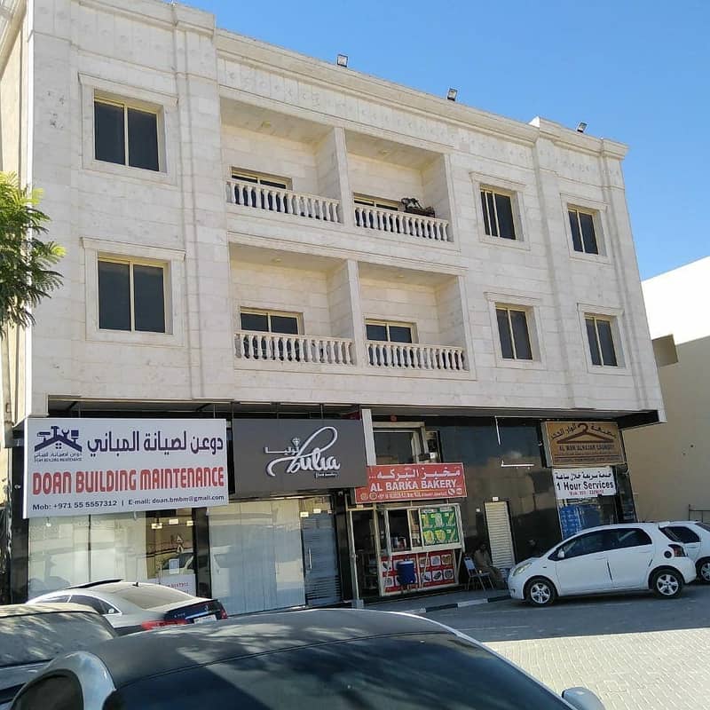 Building for sale in Rawda, current income of 500 thousand, age 2 years