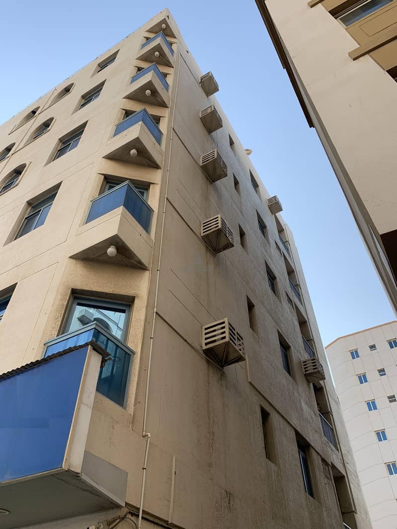 Building For sale in Al Nabaa  Sharjah