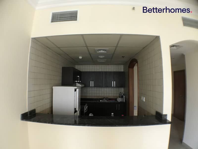 2 Spacious | Balcony | Multiple Cheques | Available Now