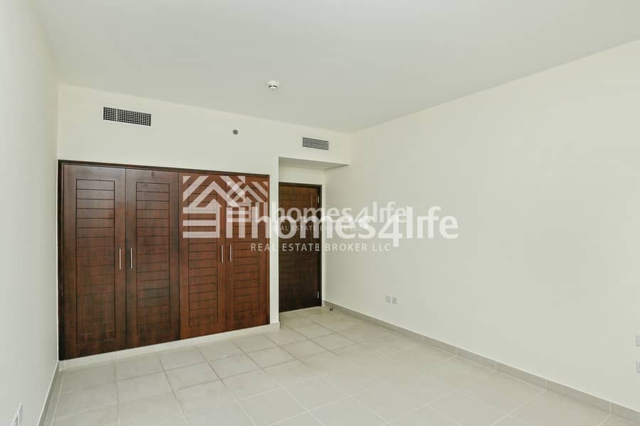 12 Spacious Unit | Chiller Free | Settled Community