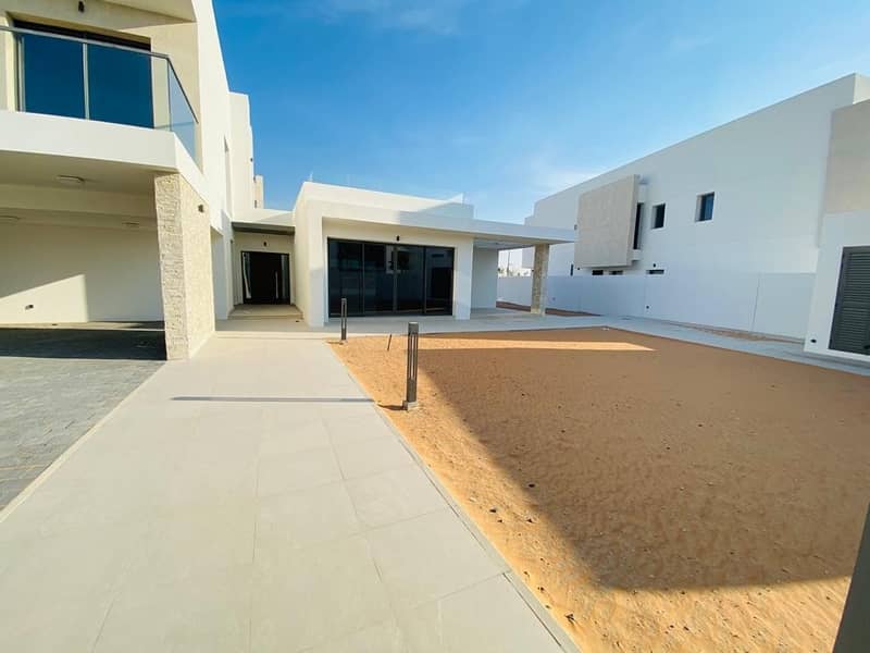 4 Brand New Villa -Golf View Available for Rent.